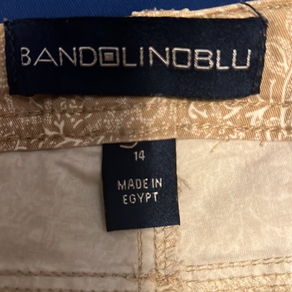 Summer fun capris. Size 14. Tan and white flower design. Legs are mid shin - Picture 4 of 4